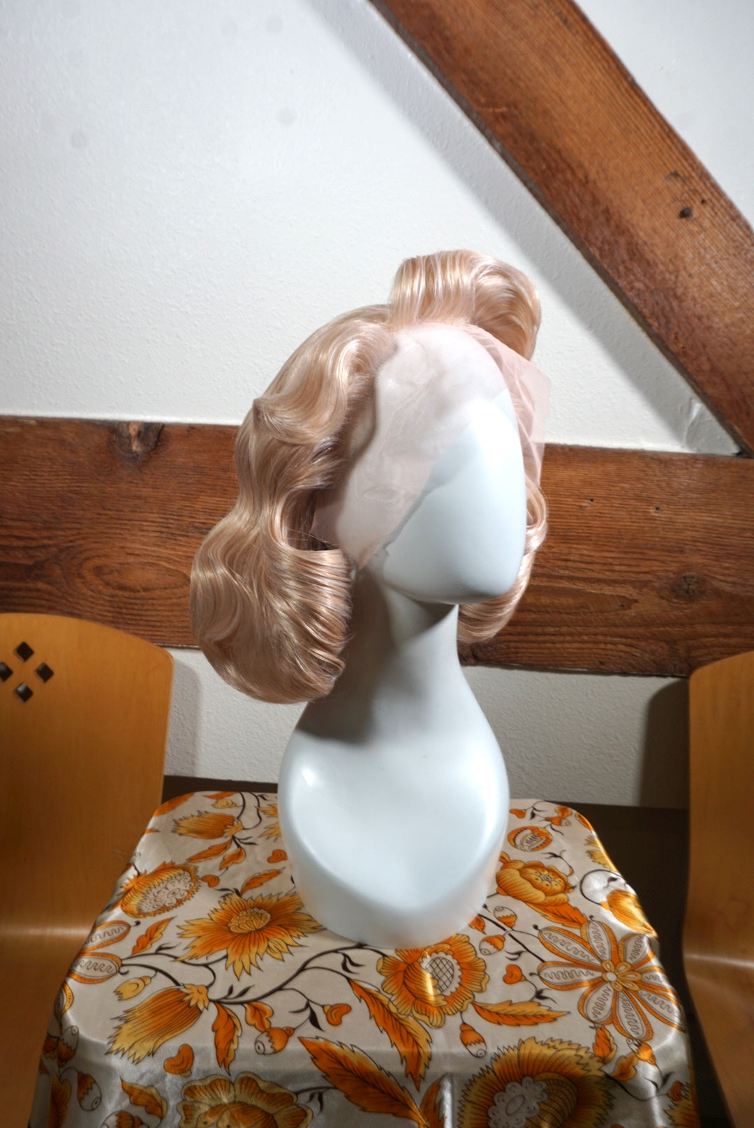 Pearl Blonde 1940's Hairstyle Lace Front Wig