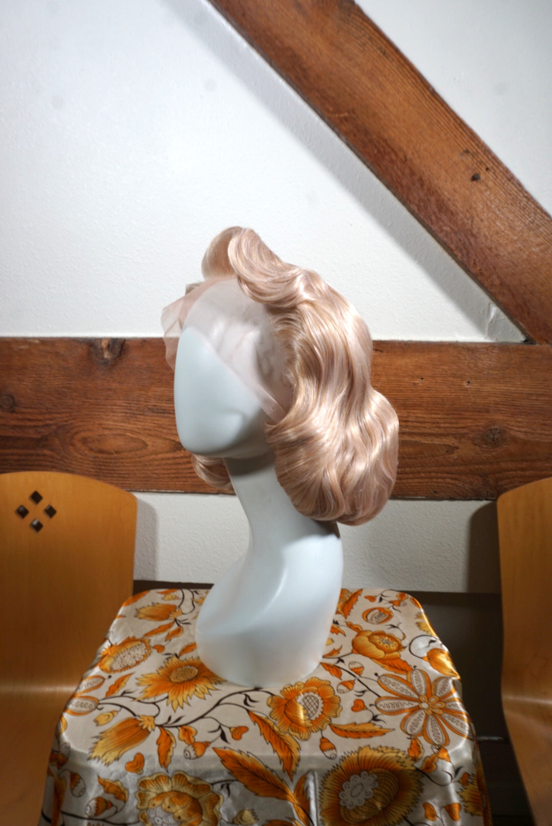 Pearl Blonde 1940's Hairstyle Lace Front Wig