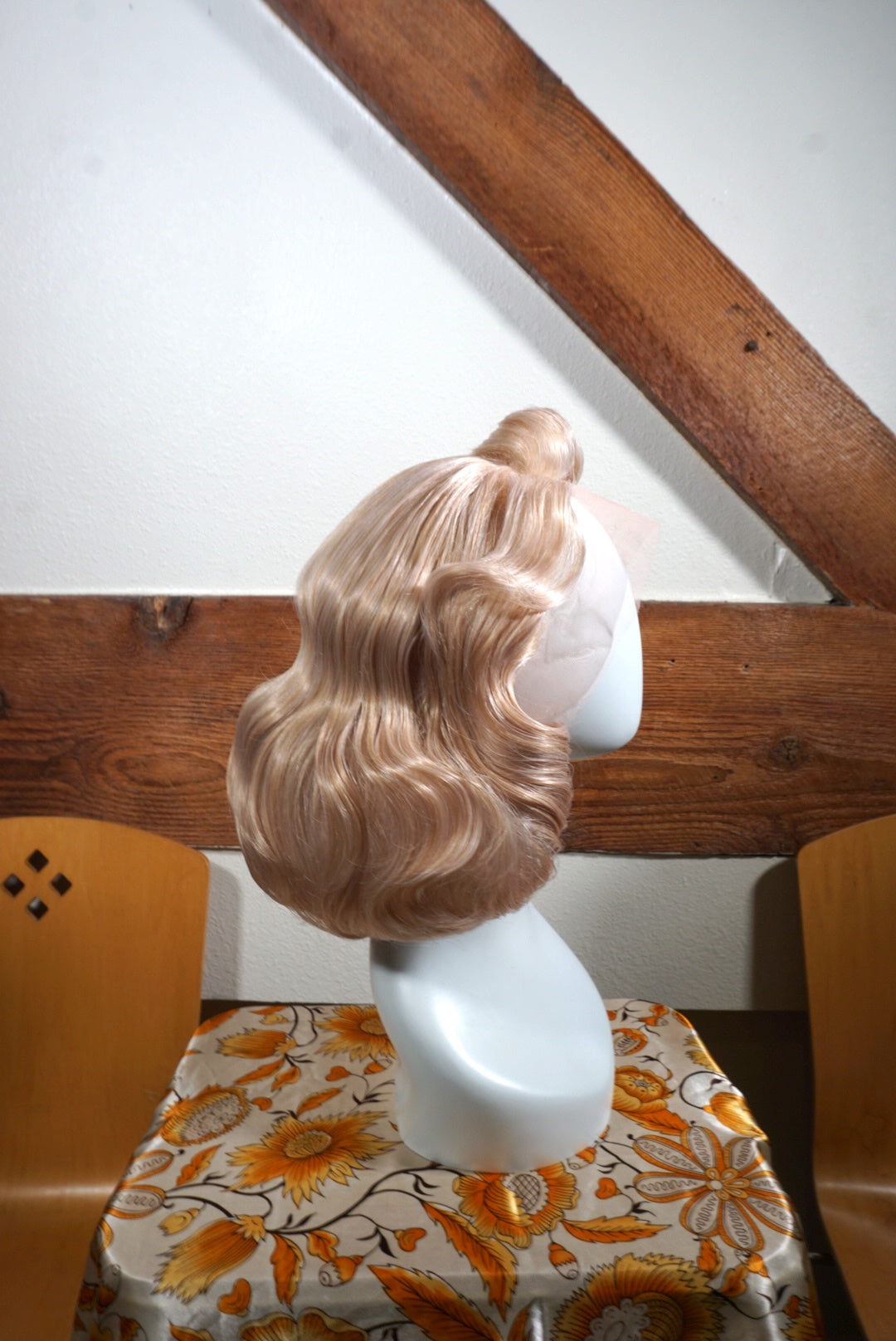 Pearl Blonde 1940's Hairstyle Lace Front Wig