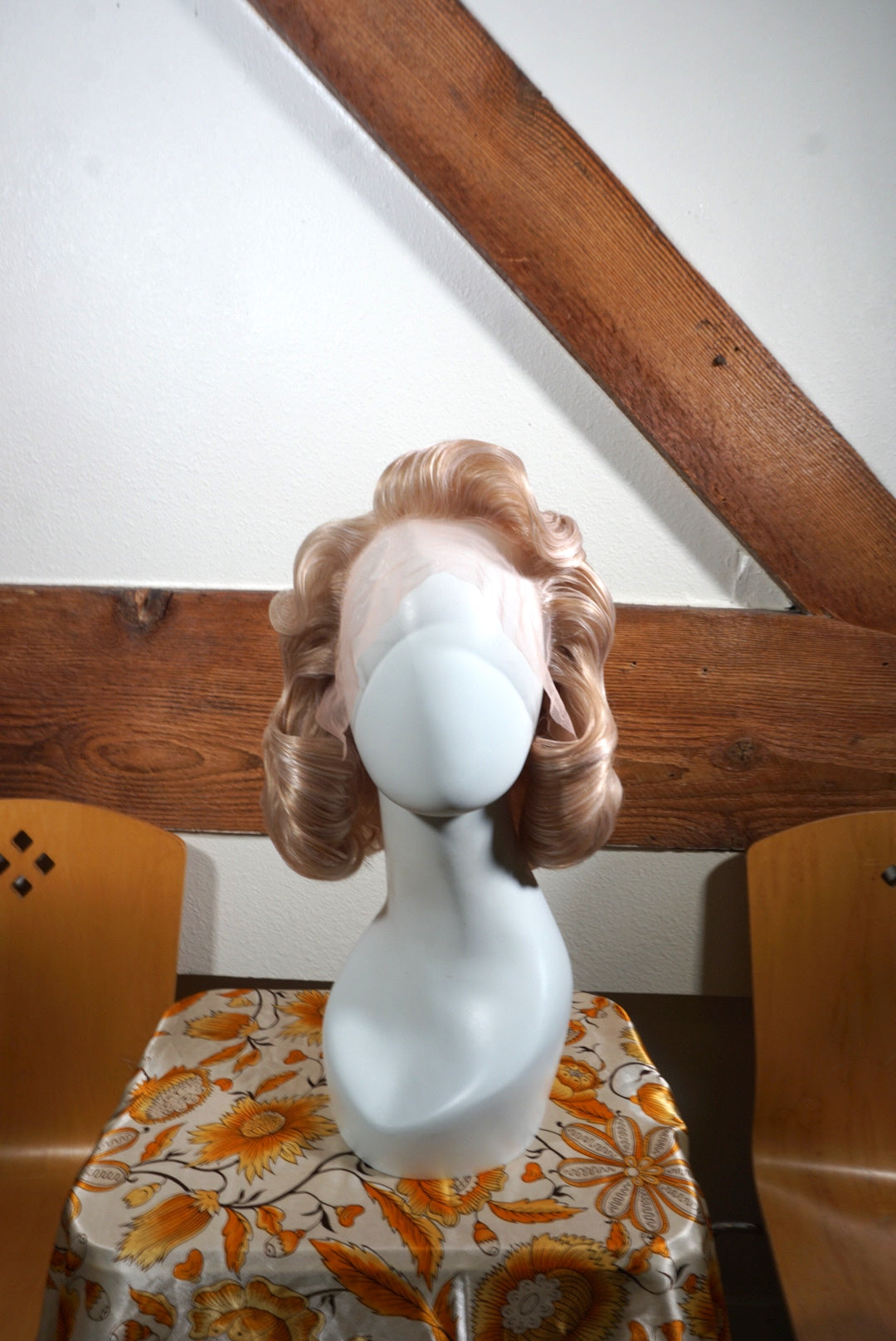 Pearl Blonde 1940's Hairstyle Lace Front Wig