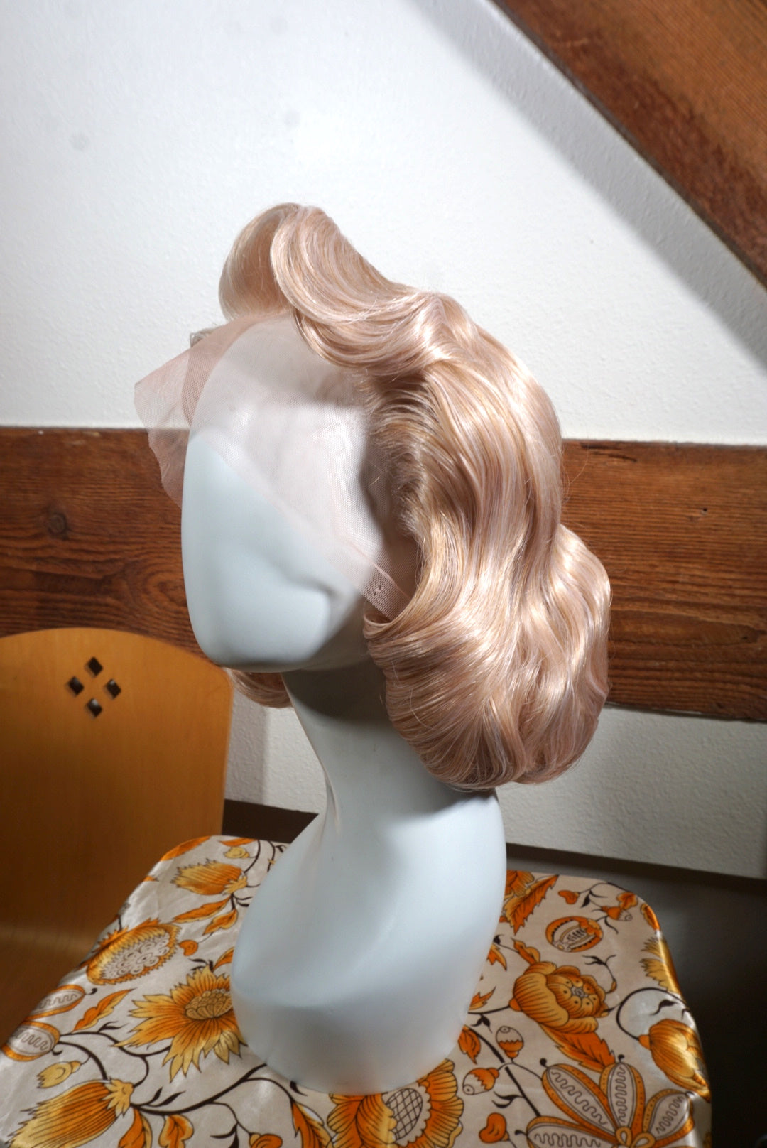 Pearl Blonde 1940's Hairstyle Lace Front Wig